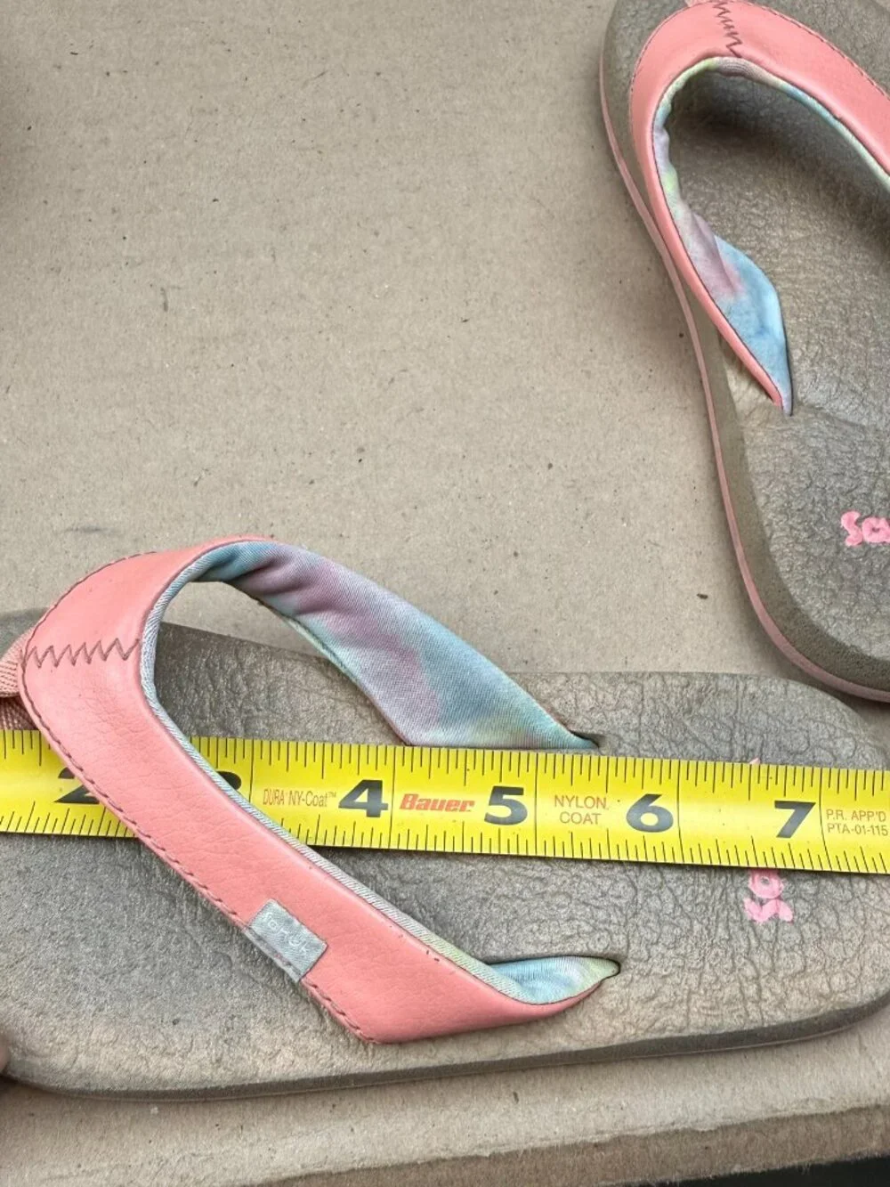 Sanuk kids Pink Tie-Dye Flip Flop Sandals Size 11-12 Used Condition